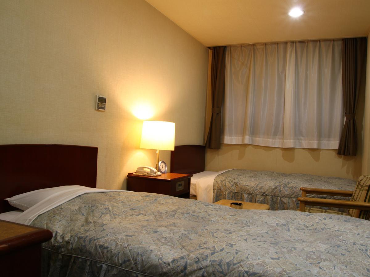 Business Hotel Serikawa Хіконе Екстер'єр фото